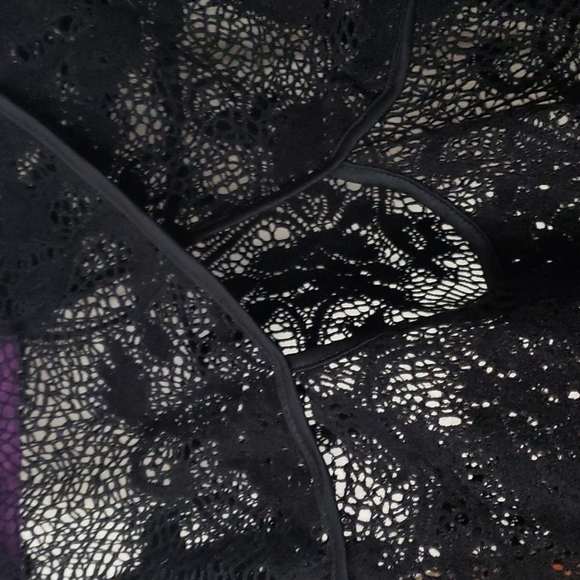 Blouse - Picture 3 of 4